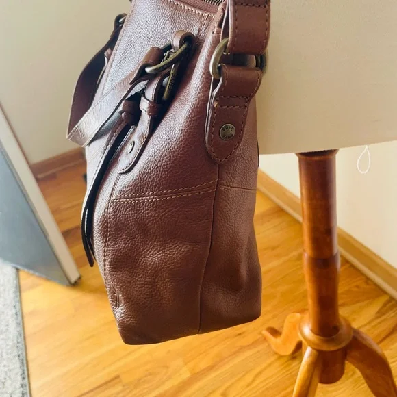 Frye Ari Cognac Leather Crossbody Bag - Picture 5 of 14